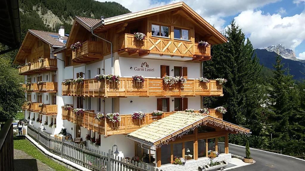 Hotel Garni Lastei Pozza di Fassa Exteriér fotografie